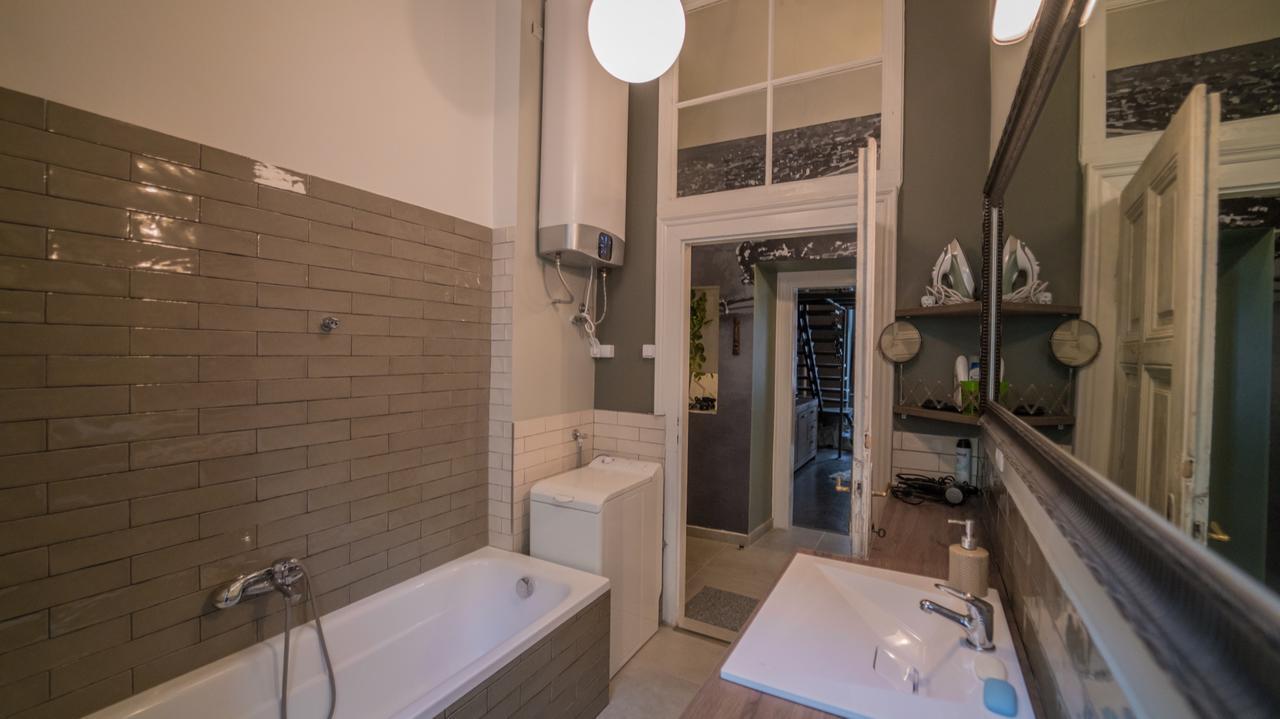 First Budhapest Central Flat Budapest Exteriör bild